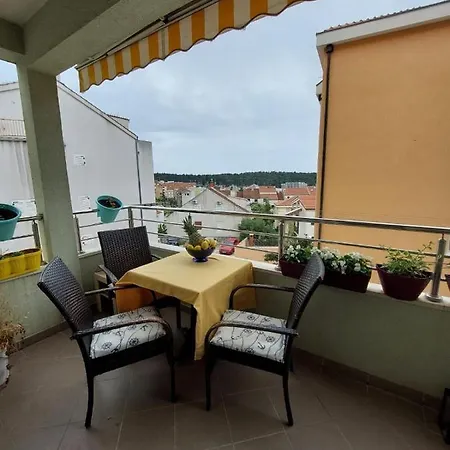 Apartment Vira