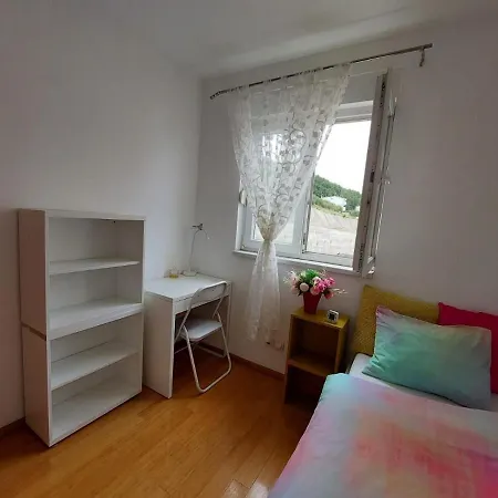 Apartment Vira *